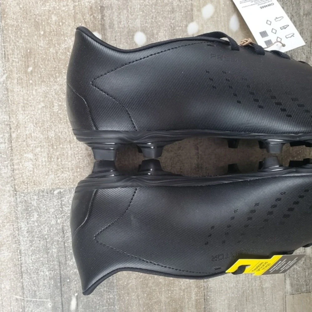 Adidas Predator Accuracy .4 Unisex Cleats Men 8 / Womens 9 Black Firm Ground‎